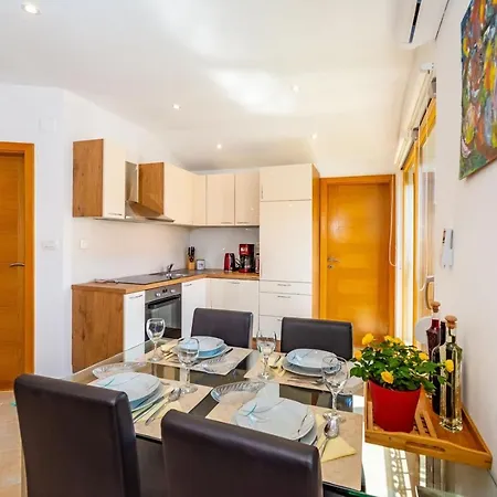 Apartments Lucija