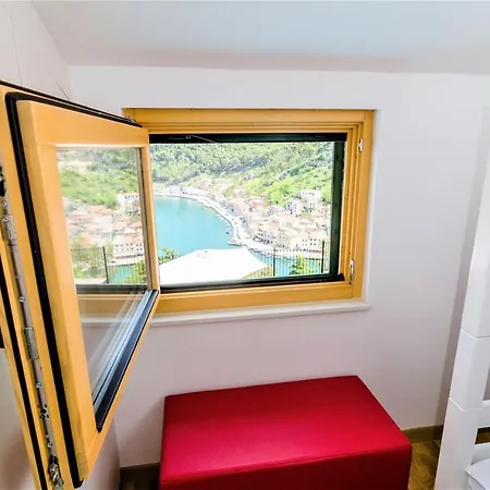 Apartments Lucija Gostinjska kuća Novigrad (Dalmatia)